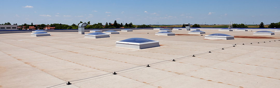 Commercial Roof with skylights