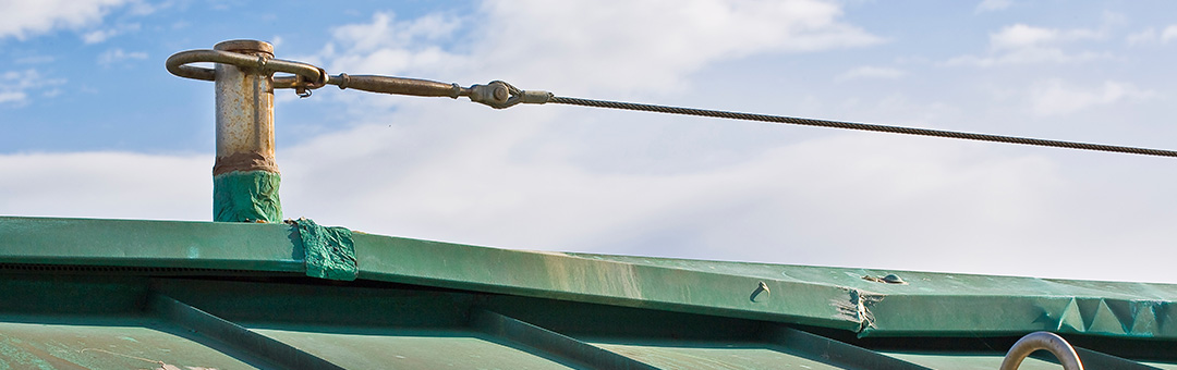 Rooftop safety cable